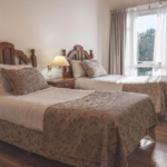 A Sus Huespedes Una Experiencia Inolvidable Ya Sea Hotel Patagonia Plaza San Martin De Los Andes Neuquen