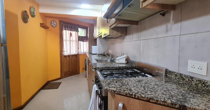 Aquellos Que Buscan Una Experiencia Relajante Y Conveniente Cabana Brown