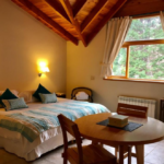 Cocina Totalmente Equipada Wifi Gratuito Estacionamiento Gratuito Habitaciones Alquiler Departamento En Calle Mariano Moreno Con Piscina