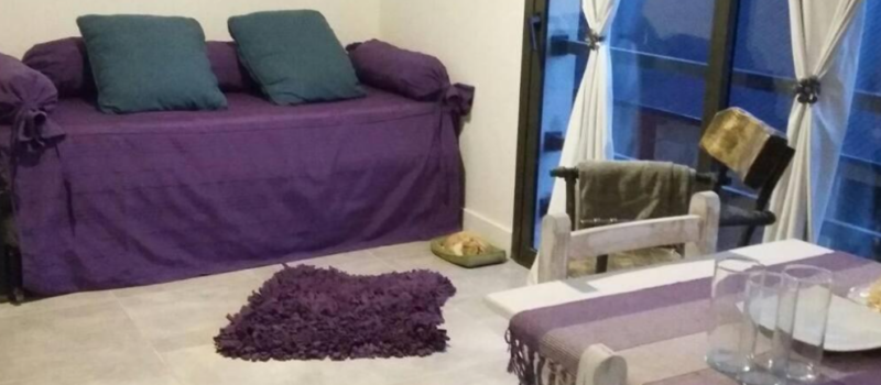 Con Una Sala De Estar Equipada Con Tv Alquiler Departamento 755 Cacique Curruhuinca 13