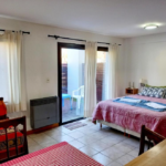 Ducha Alquiler Departamento Centrico Con Pequeno Jardin Y Parrilla