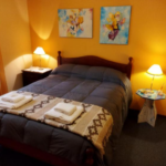 Aparcamiento privado gratuito y acceso casa argentina