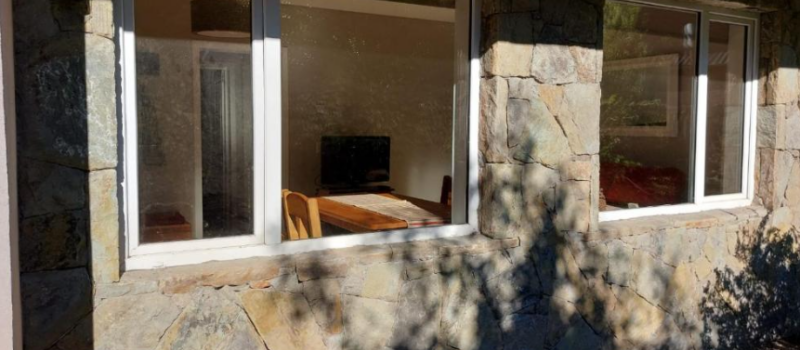 Equipada Con Horno Y Microondas Y Un Bano Alquiler Departamento Ramayon En San Martin De Los Andes Neuquen Argentina