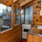 Este encantador apartamento dormitorios