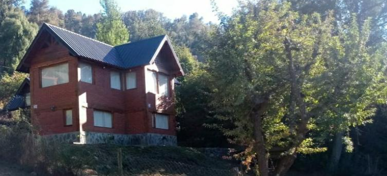Cabaña Paseo Del Cerezo en San Martín de los Andes Neuquén Argentina Cabaña Paseo Del Cerezo en San Martín de los Andes Neuquén Argentina