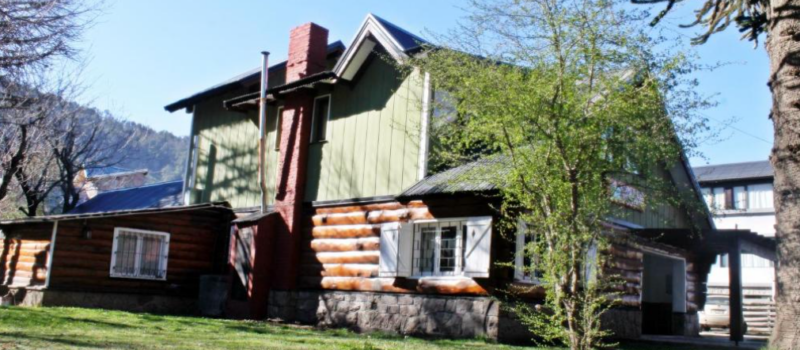Las Habitaciones Cuentan Con Nevera Horno Cafetera Y Hostel Alhue Patagonia San Martin De Los Andes Neuquen