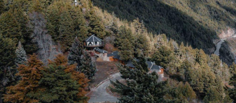 Planchado Alquiler De Coches Y Prestamo De Bicicletas Hotel Arrayan Lake View Mountain Lodge Casa De Te Arrayan