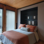 Privacidad y tranquilidad toallas y ropa cama departamento