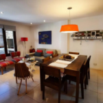 Sala De Estar Espaciosa Y 2 Banos El Alquiler Departamento Calido Y Comodo 4pax En San Martin De Los Andes Neuquen Argentina