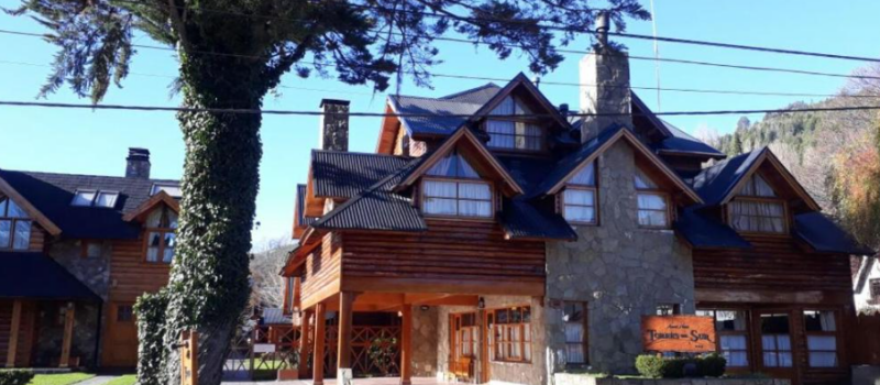 Tv De Pantalla Plana Y Banera De Hidromasaje Aparthotel Torres Del Sur San Martin De Los Andes Neuquen