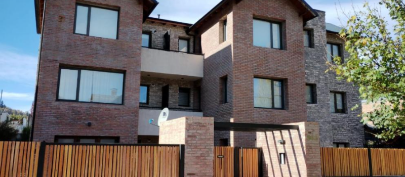 Alquiler de Departamento Amplio En Zona Centro A Pasos De La Plaza Principal Drury en San Martín de los Andes Neuquén Argentina Alquiler de Departamento Amplio En Zona Centro A Pasos De La Plaza Principal Drury en San Martín de los Andes Neuquén Argentina